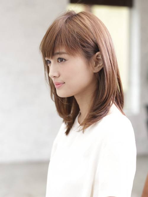 ไอเดียทำสีผมน้ำตาลซินนาม่อน เฉดน้ำตาลฟุ้งๆ ให้ความรู้สึกสวยเป็นธรรมชาติ