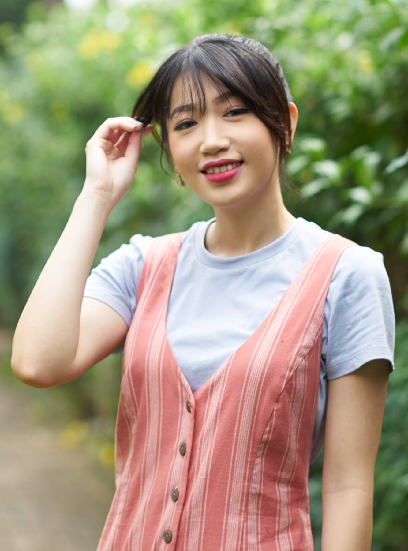 สไลด์หน้าม้าล้อมกรอบหน้าด้วยก็ดี (Credit: Hariono Halim)