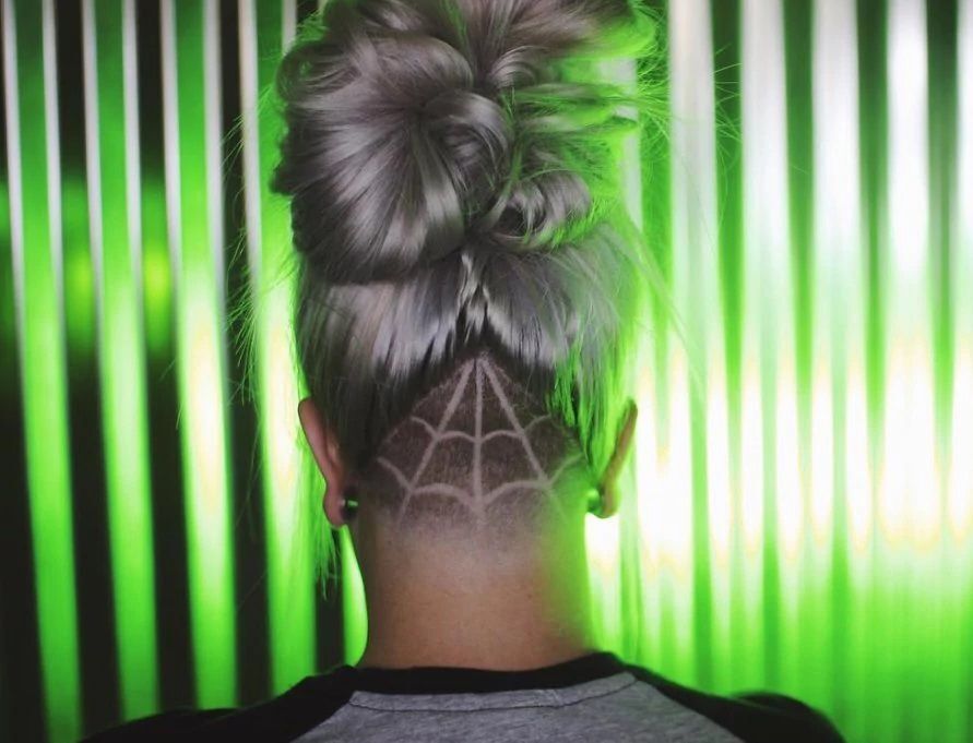 ชวนสาวๆ มาสะบัดลุคให้เป็นสาวมั่น ด้วยสไตล์ทรงผมอันเดอร์คัตสำหรับผู้หญิง