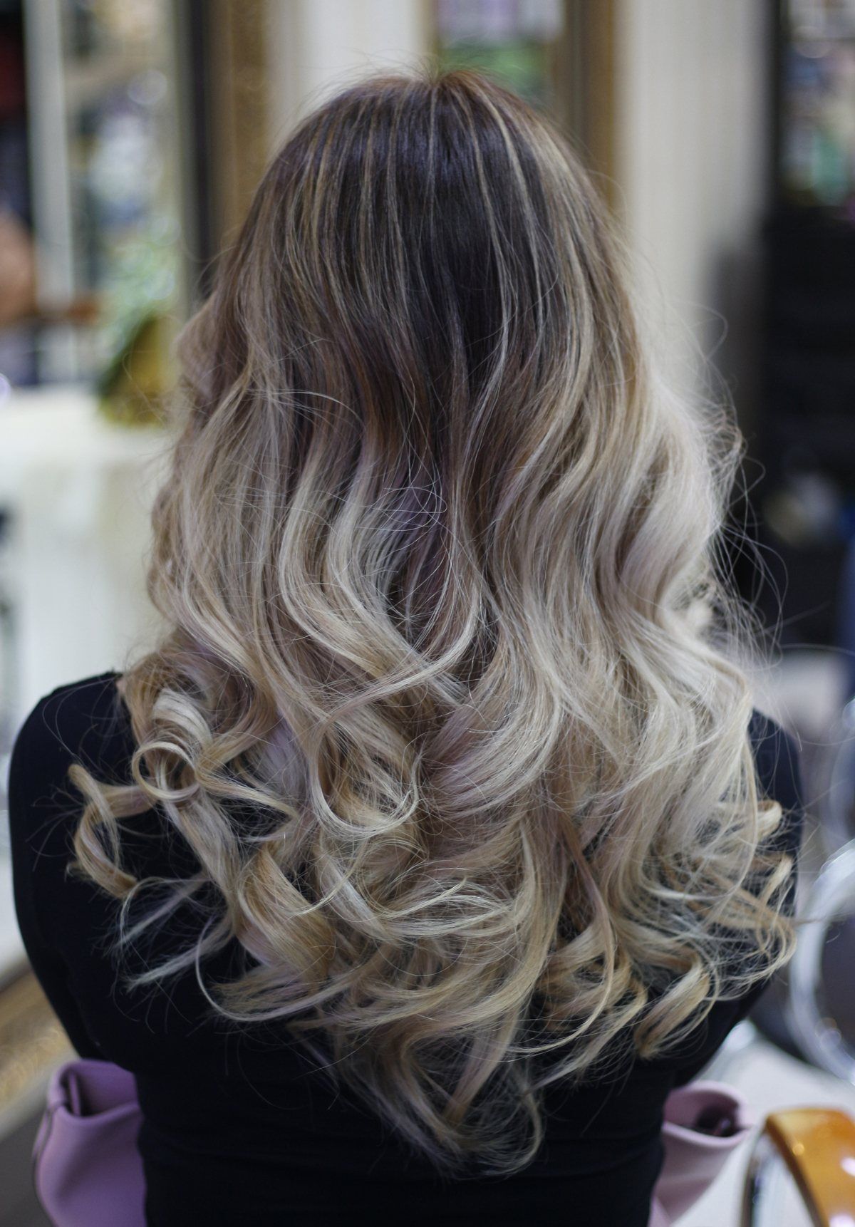 ผมสีควันบุหรี่