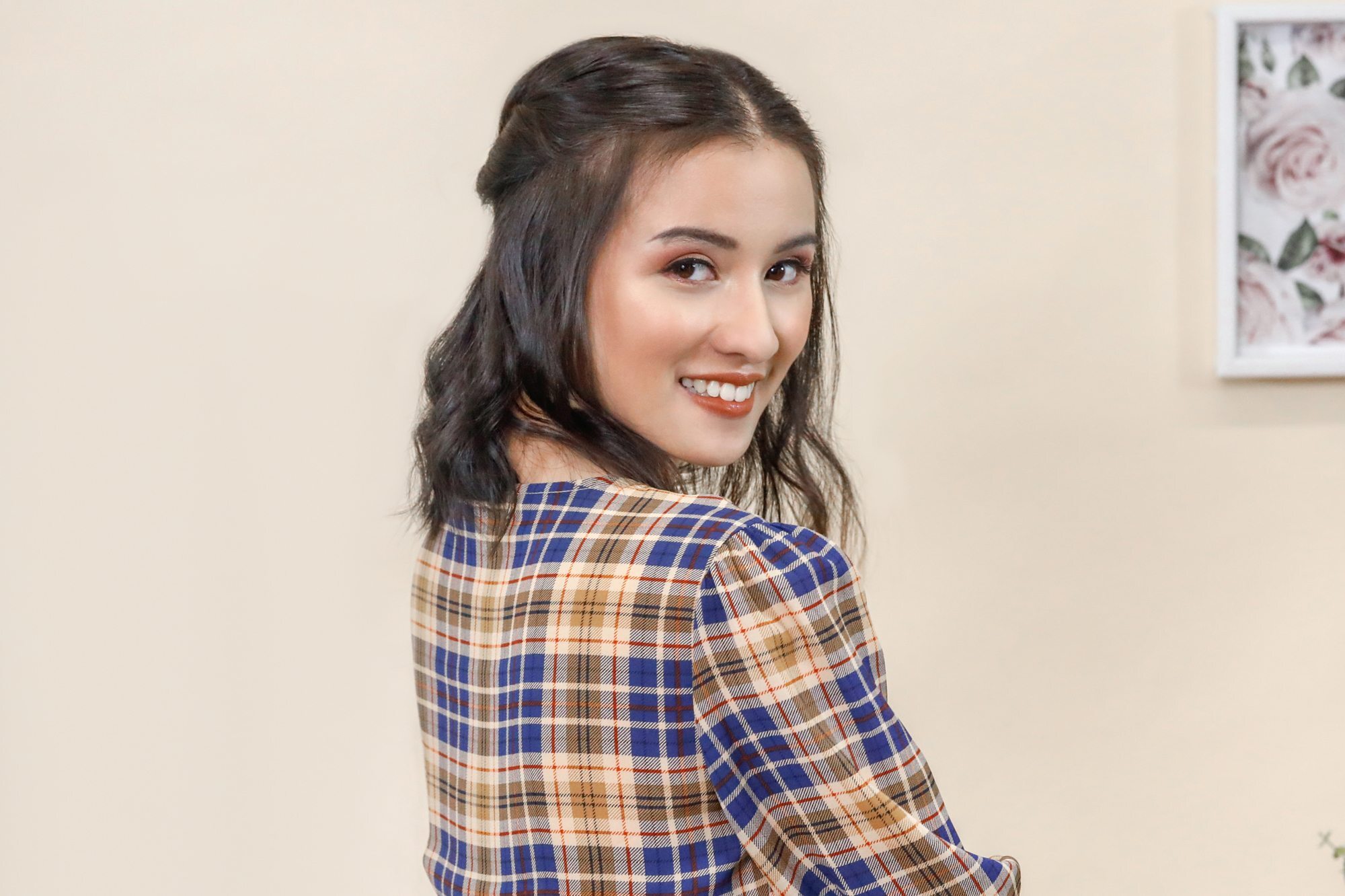 เปียคาดก้างปลาครึ่งหัว (Credit: Natasha Estelle)