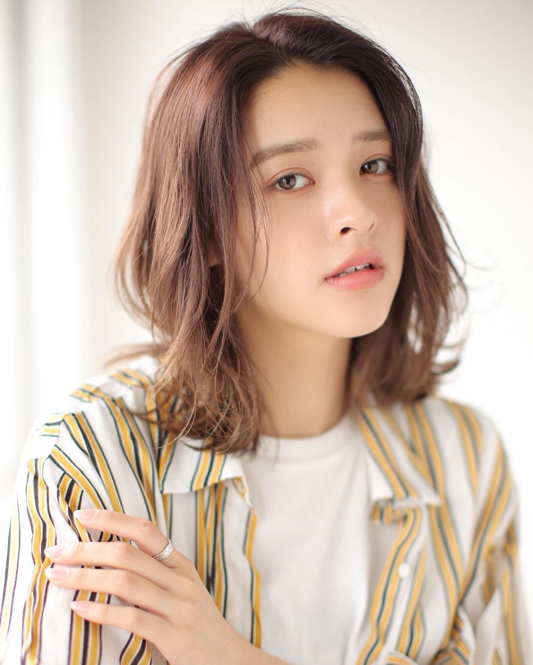 ผมสั้นประบ่าไล่เลเยอร์ ทรงผมสาวญี่ปุ่น