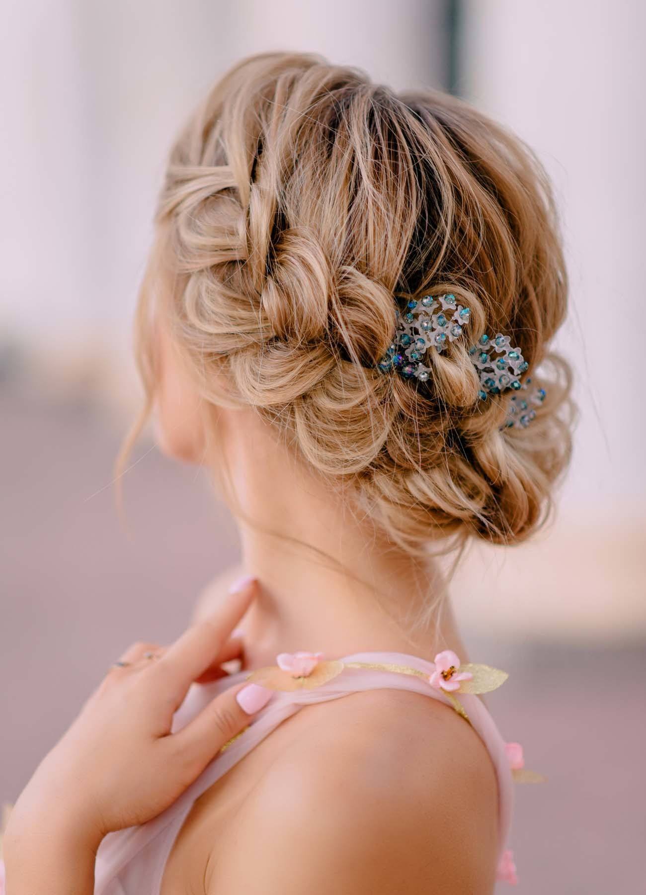 ผมเปียมงกุฎ (Credit: Rex by Shutterstock)