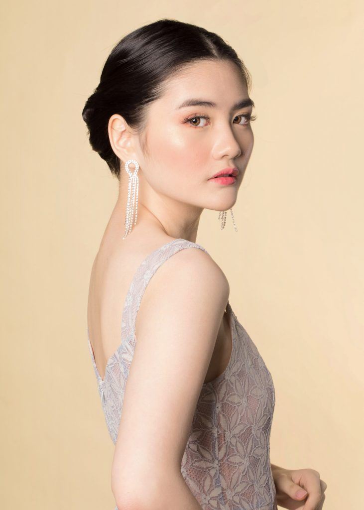 เกล้าผมประบ่าออกงาน