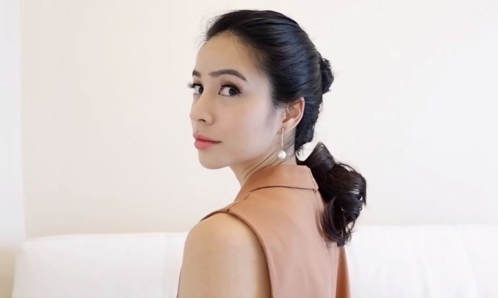 ทรงผมยาว ทรงผมไปทำงาน ทรงผมง่ายๆ สาวออฟฟิศ