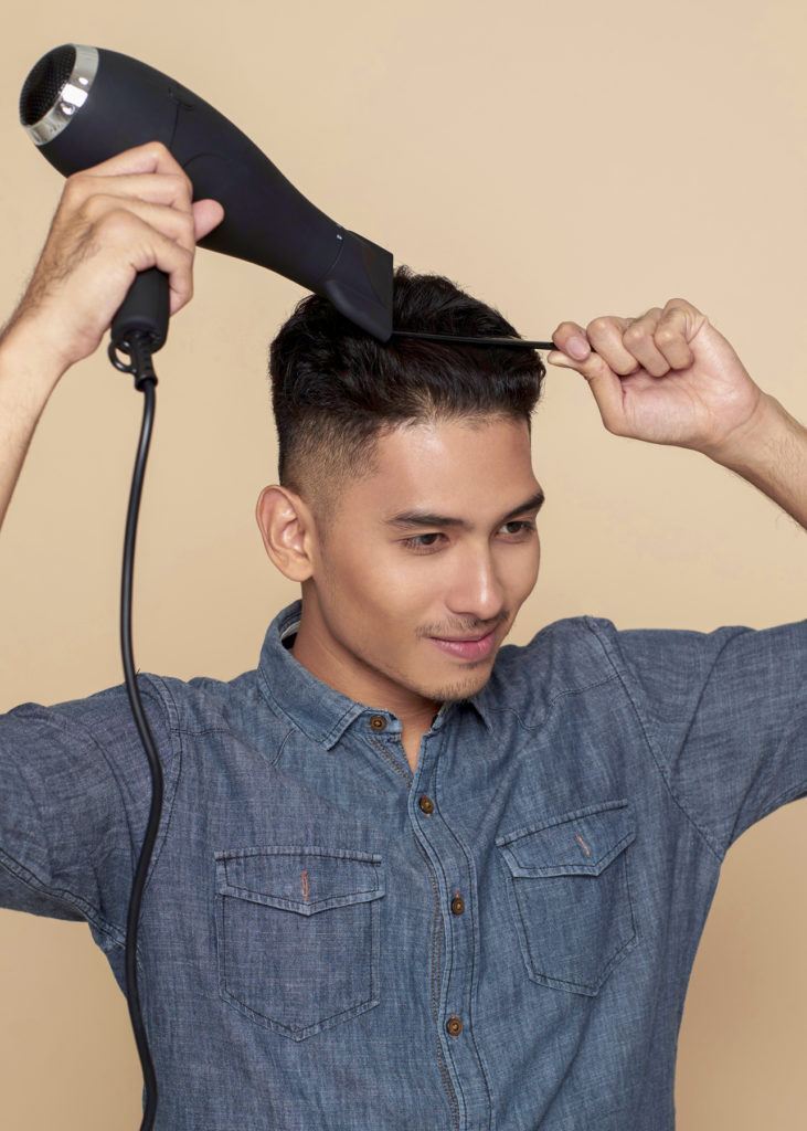 เซ็ตทรงผมชายหวีเสยสไตล์อันเดอร์คัท