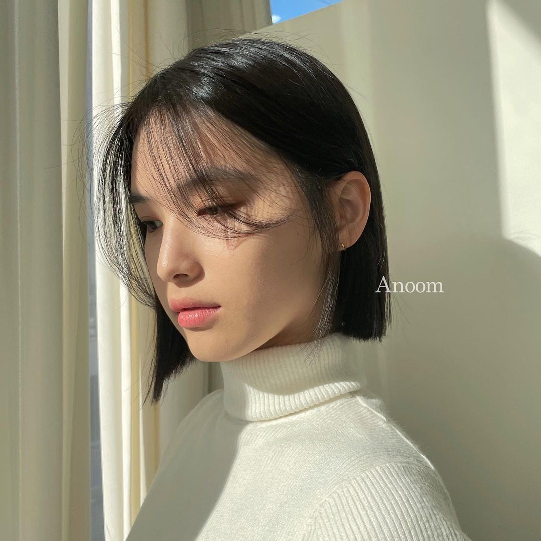 ผู้หญิงเอเชีย ไว้ผมสั้นสีดำ ทรงผมผู้หญิง 2023