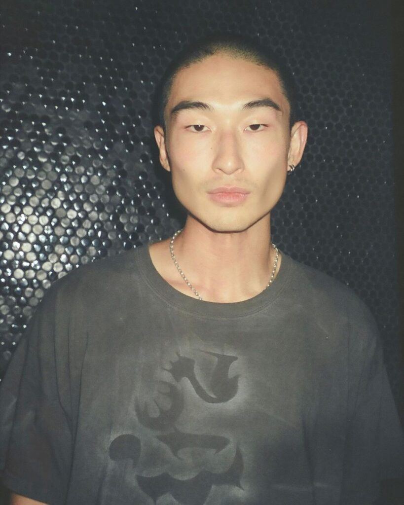 ทรงผมผู้ชายโกนหัวแบบshavedhead