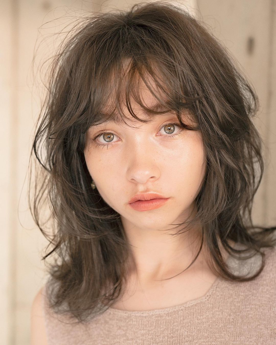 ผู้หญิงเอเชียไว้ผมยาว เทรนด์ ทรงผมผู้หญิง 2024