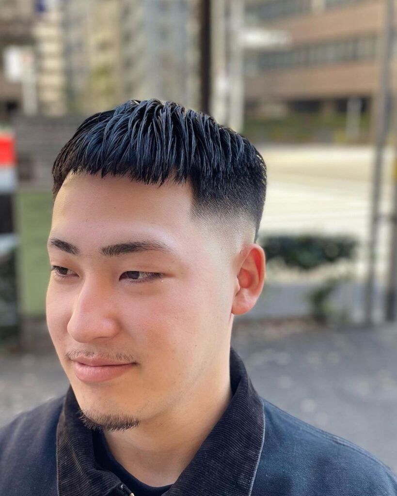 ทรงผมผู้ชายสั้นเกรียนแบบHighandtight