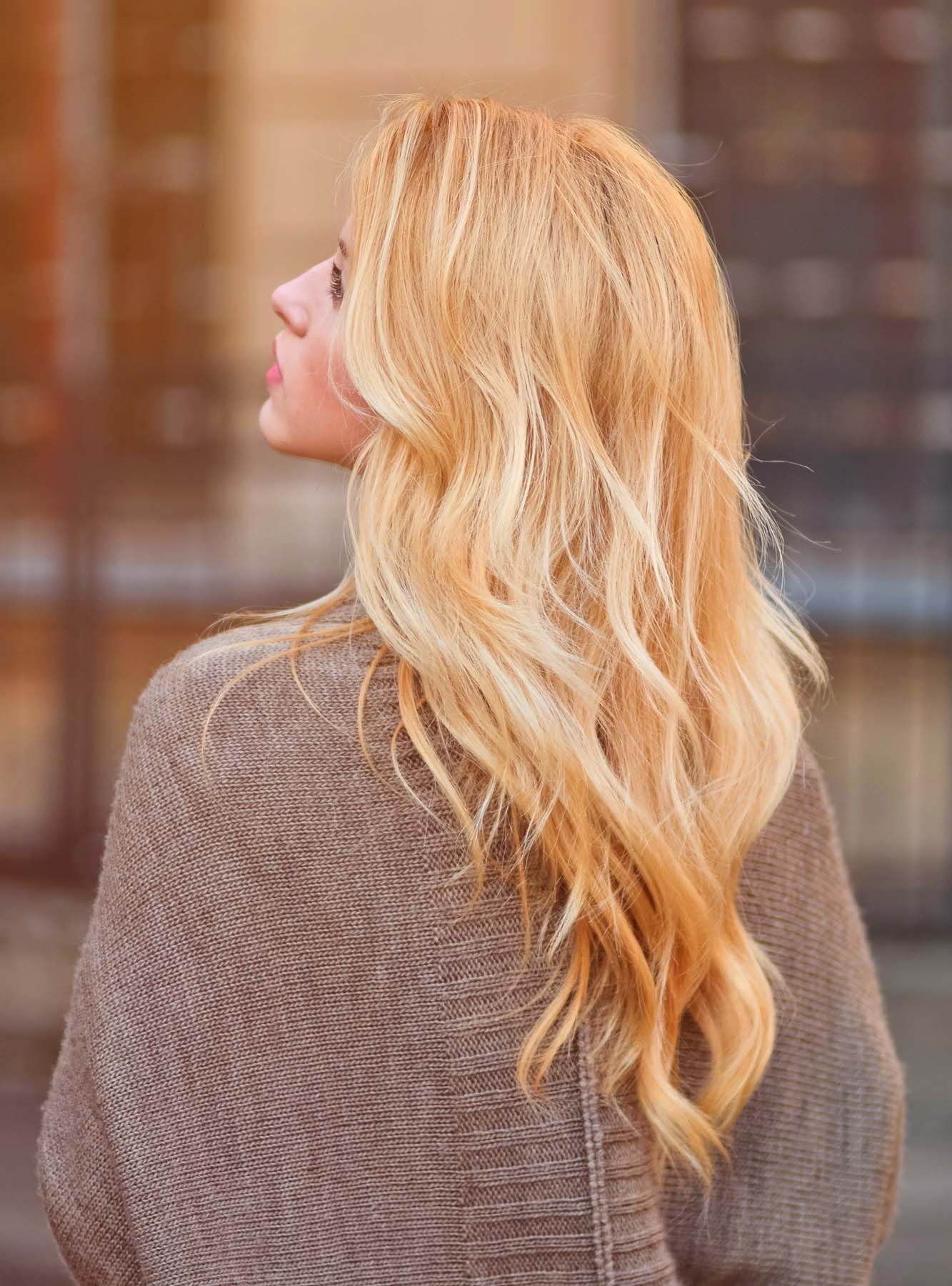 ผมสีทองน้ำผึ้ง (Credit: Rex by Shutterstock)