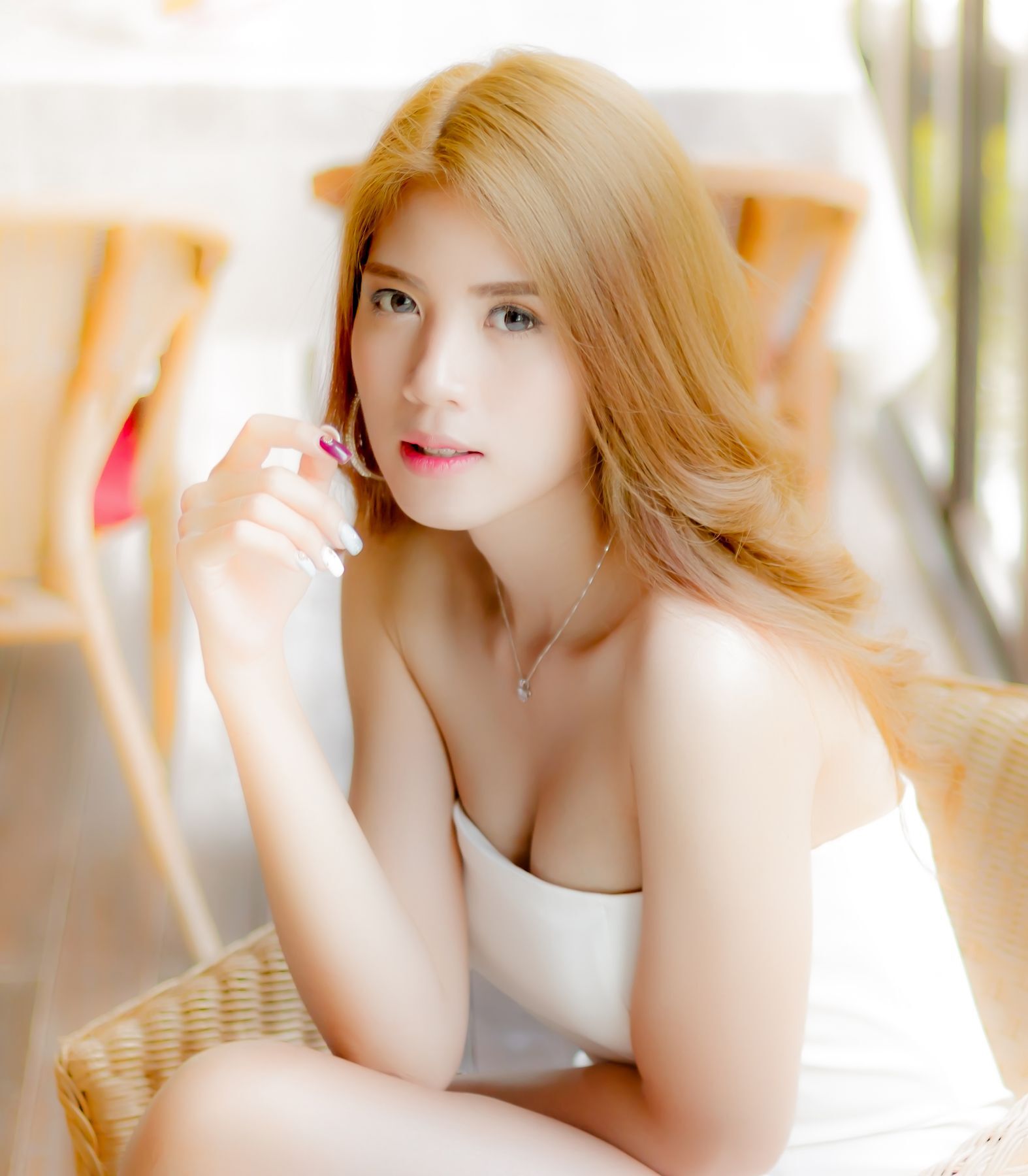 ผมสีทองน้ำผึ้ง (Credit : Shutterstock)