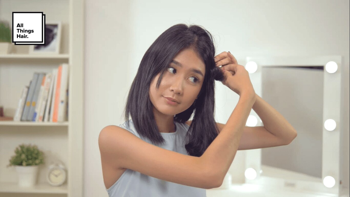 มารู้จักเบื้องหลัง ทรงผมหางม้าในตำนานของ คาร์ล ลาเกอร์เฟลด์ (Karl Lagerfeld)