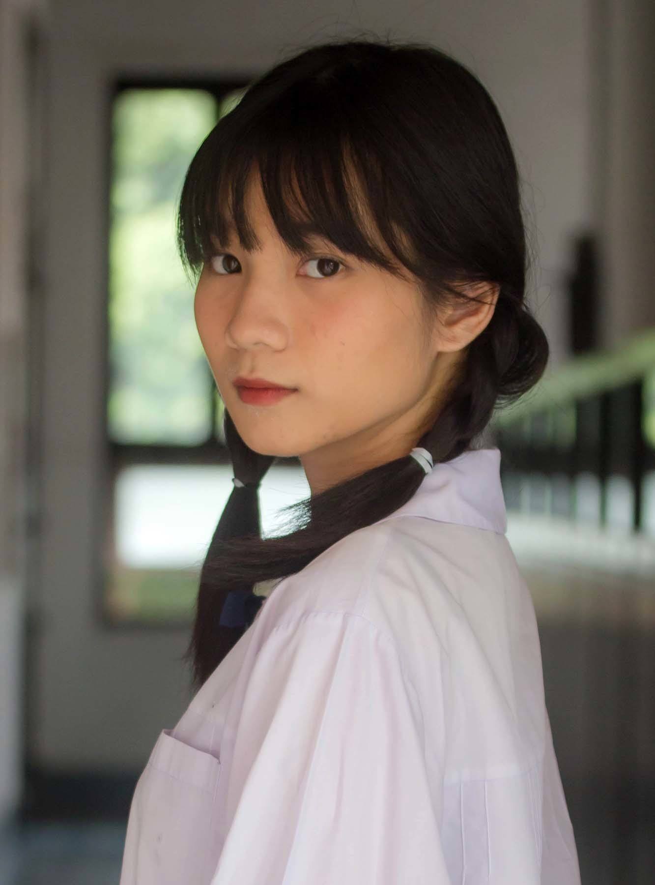 ถักเปียเล็กๆ น่ารักๆ (Credit: Rex by Shutterstock)