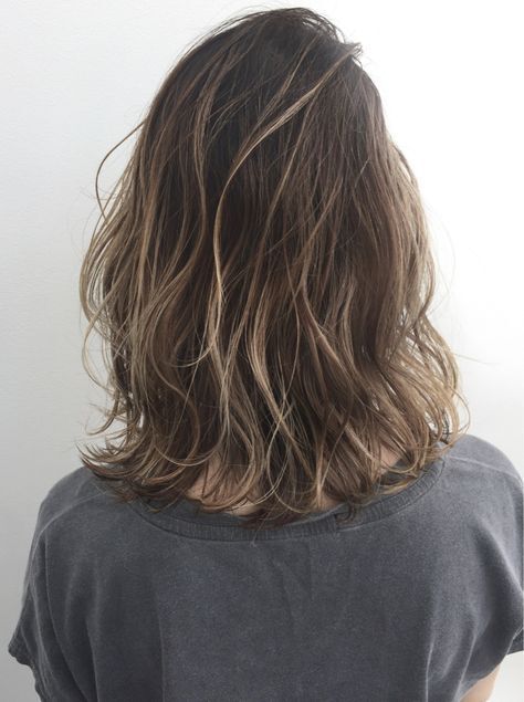 42 ไอเดีย ทำไฮไลท์สีผม สวยและเท่ สำหรับสาวผมสั้น