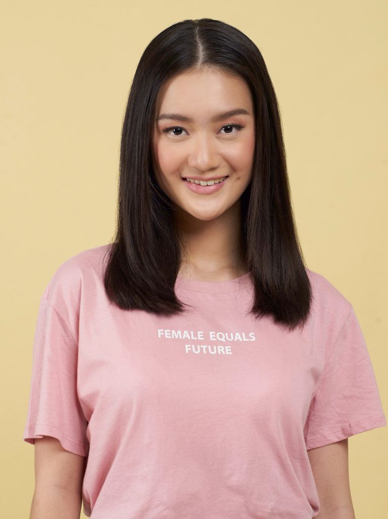 ผมเปีย ถักเปียสาม เปียใส่ริบบิ้น ผมประบ่า เปียสองข้าง