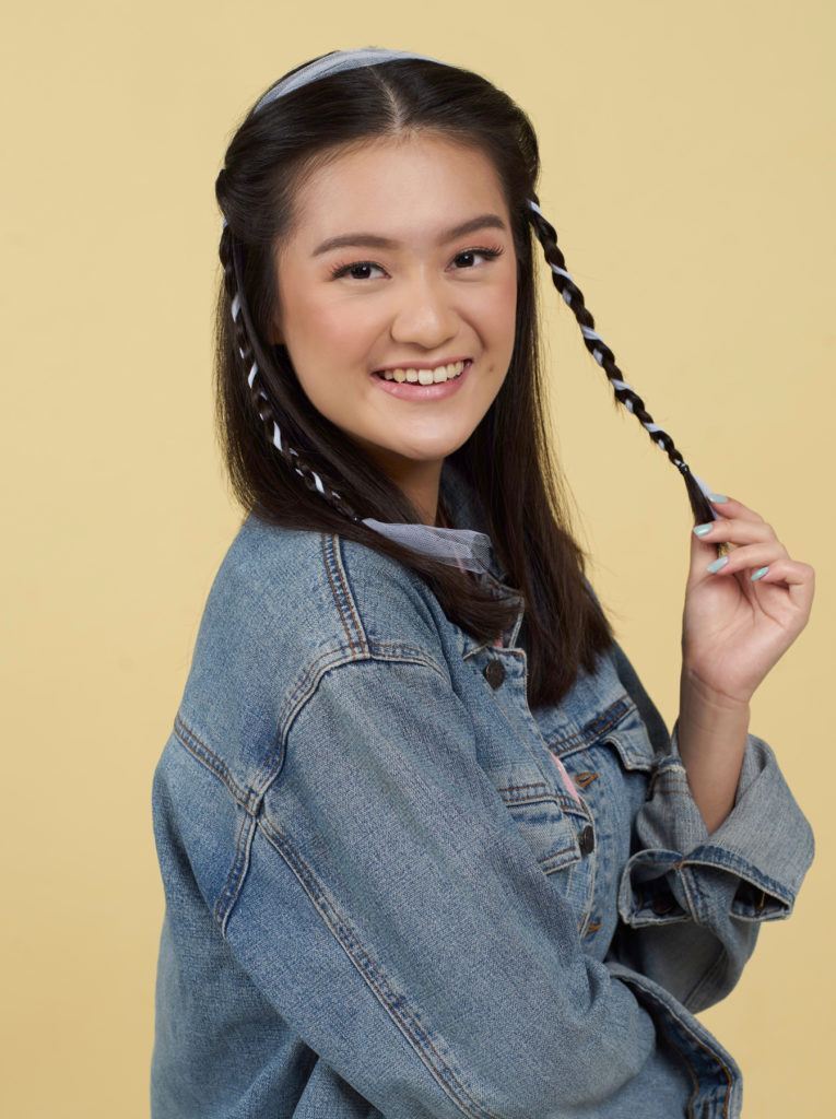 ผมเปีย ถักเปียสาม เปียใส่ริบบิ้น ผมประบ่า เปียสองข้าง