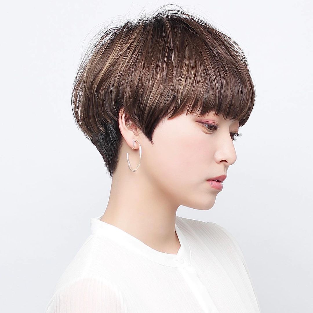 ทรงผมหัวเห็ดเท่ๆ (Credit: instagram/@yuya__hair)