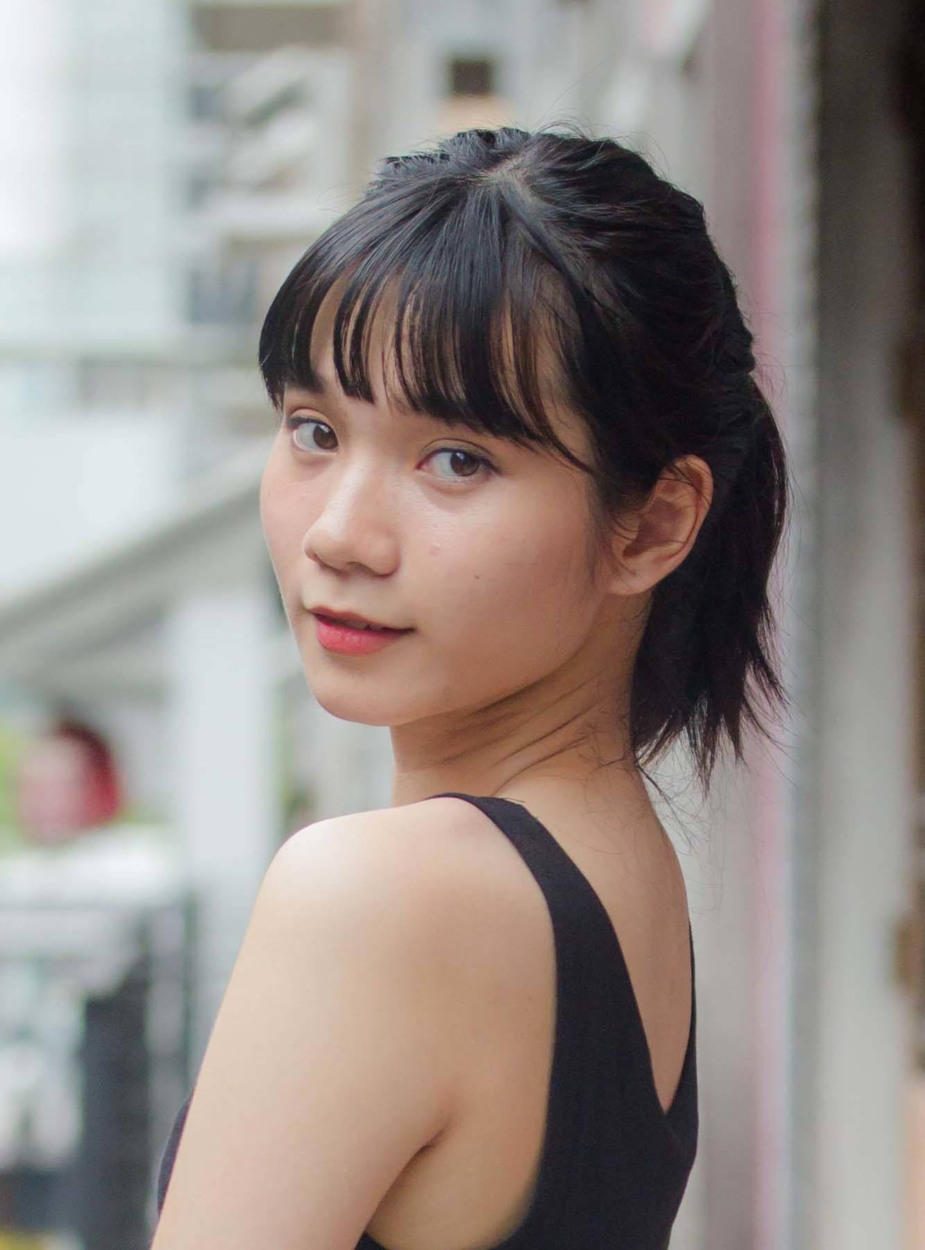 เด็กนักเรียนมัธยม ผมสั้นทรงนักเรียน