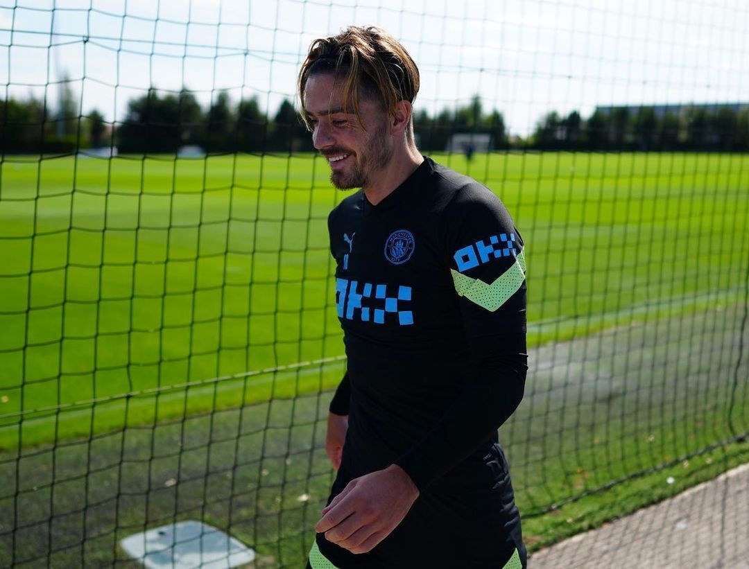 รองทรงอันเดอร์คัทของ Jack Grealish (Credit: Instagram/@jackgrealish)