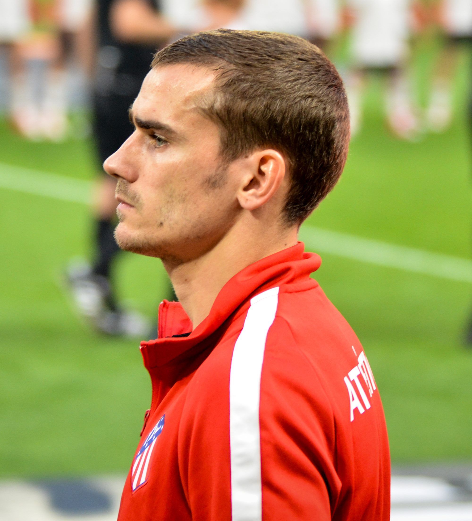 ทรงผม Buzz Cut ของ อองตวน กรีซมันน์ (Credit: Rex by Shutterstock)