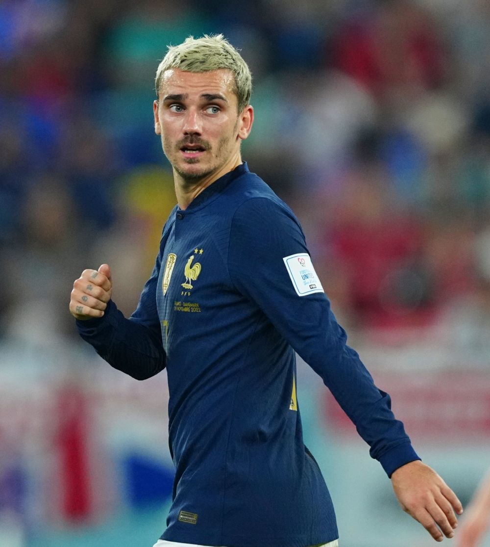 ครูว์คัต ทำสี (Credit: Javier Garcia/Shutterstock)