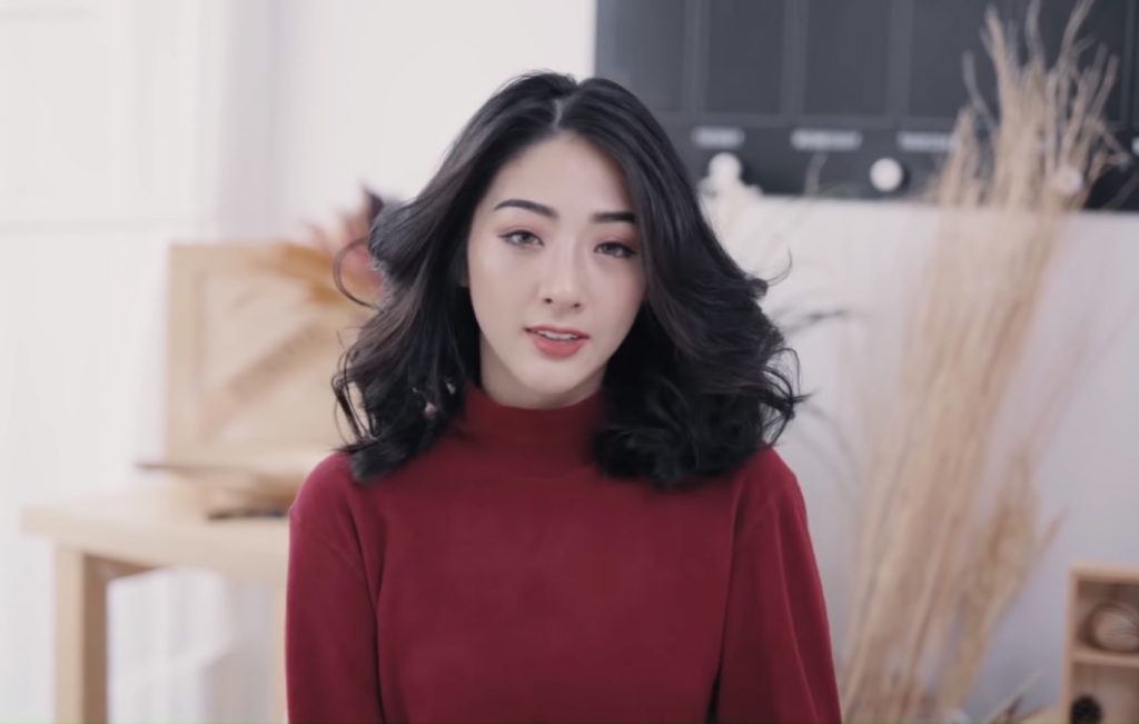 ทำผมลอนแบบ Captain Marvel