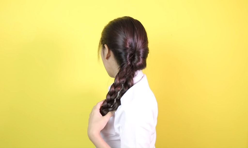 ผู้หญฺิงผมยาว นักเรียน นักศึกษา ทรงผมไปเรียน เรียนมหาลัย