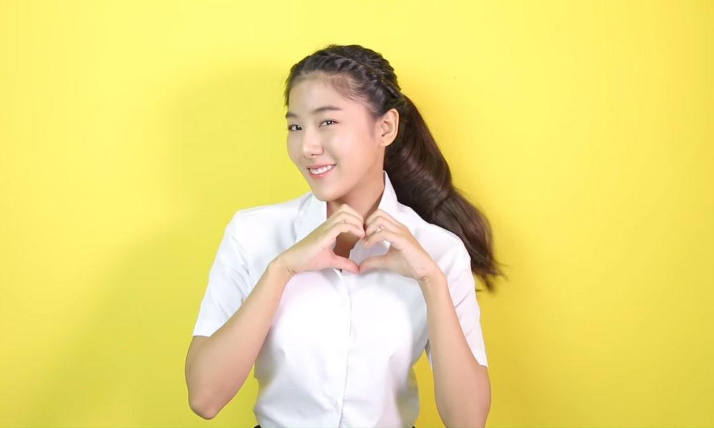 ผู้หญฺิงผมยาว นักเรียน นักศึกษา ทรงผมไปเรียน เรียนมหาลัย