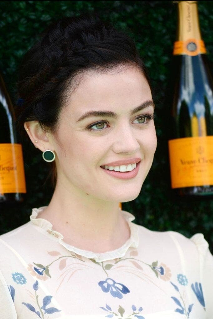 ไอเดีย ทรงผมไปงานพรอม พร้อมให้สาวๆ สวยสะพรั่งในคืน Prom Night