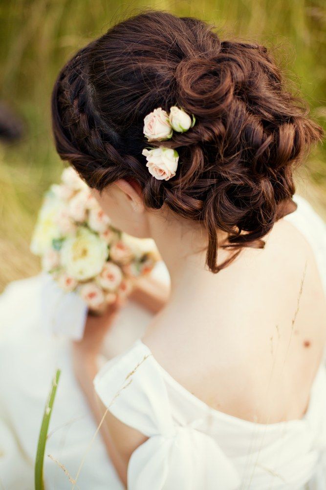 เปียคาดเกล้าต่ำ (Credit: Rex by Shutterstock)