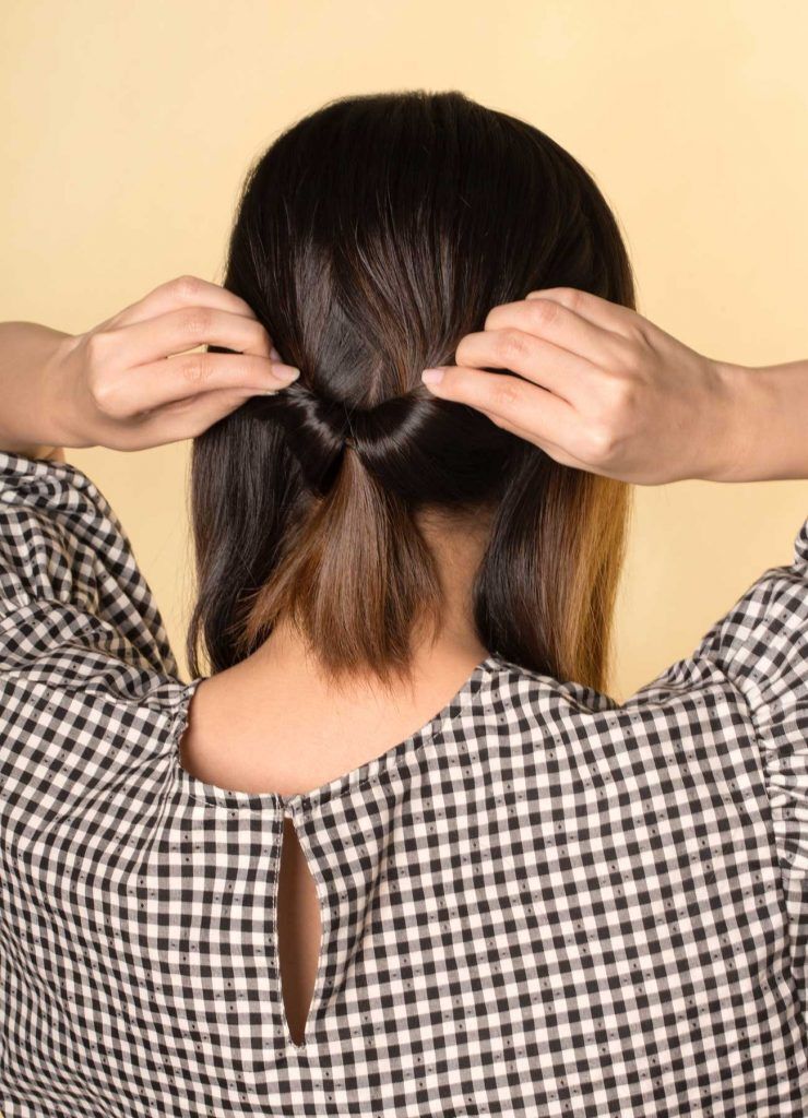 ผู้หญิงเอเชีย ผมสั้น สาธิตวิธีมัดผมสั้นน่ารักๆ