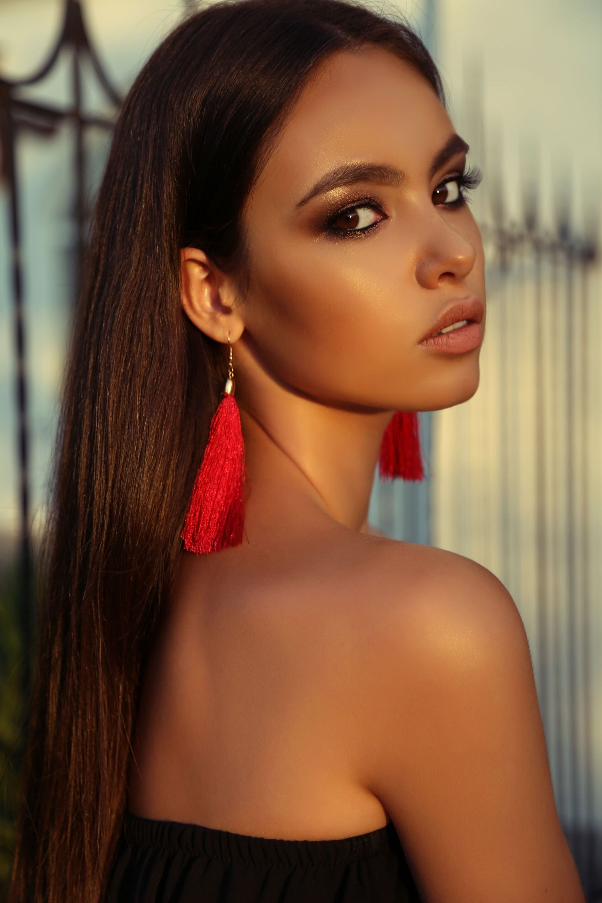 สีน้ำตาลเข้ม (Credit: Shutterstock)