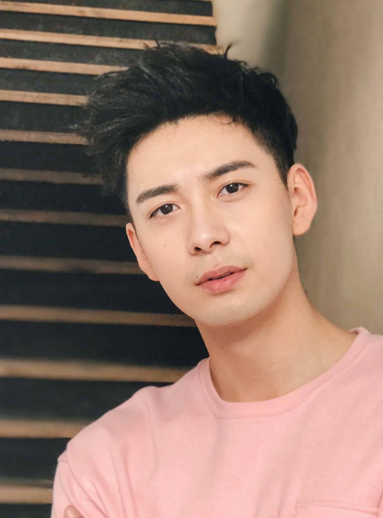 ทรงผมสไตล์หนุ่มญี่ปุ่น