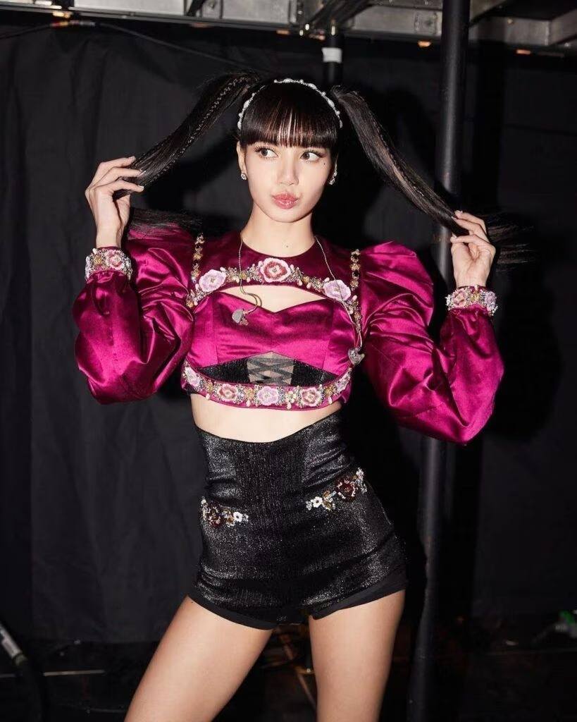 (Credit: Instagram/@lalalalisa_m)