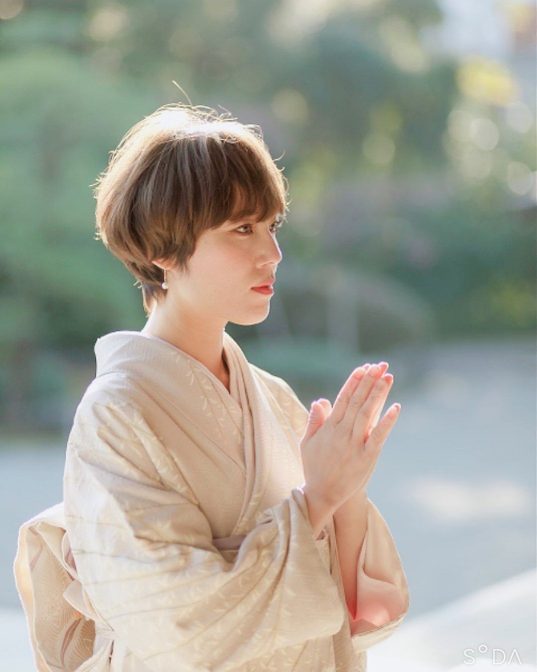 ผู้หญิงเอเชีย ตัดผมซอยสั้น ผมซอยสั้นทุย