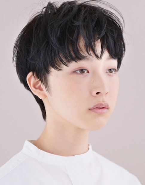 ผมซอยสั้นแบบโบล์วคัต