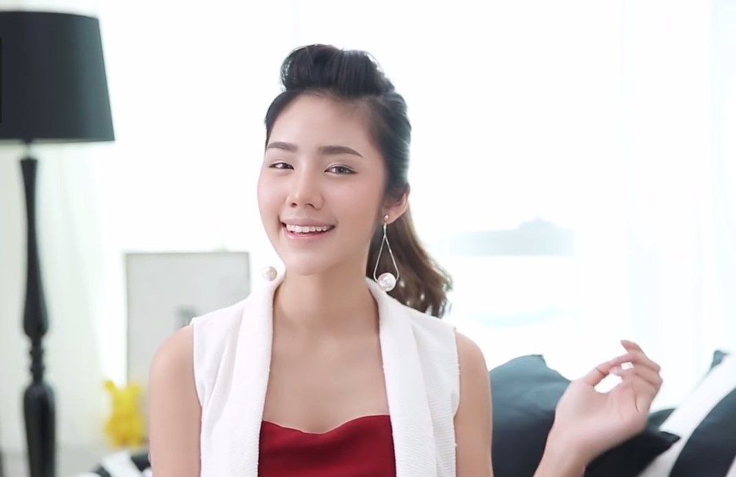 มัดหางม้า (Credit: All Things Beauty Thailand Youtube 