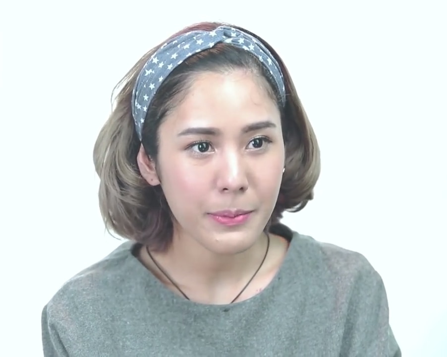 คาดผมสั้นหลบลมร้อน (Credit: All Things Beauty YouTube Thailand)