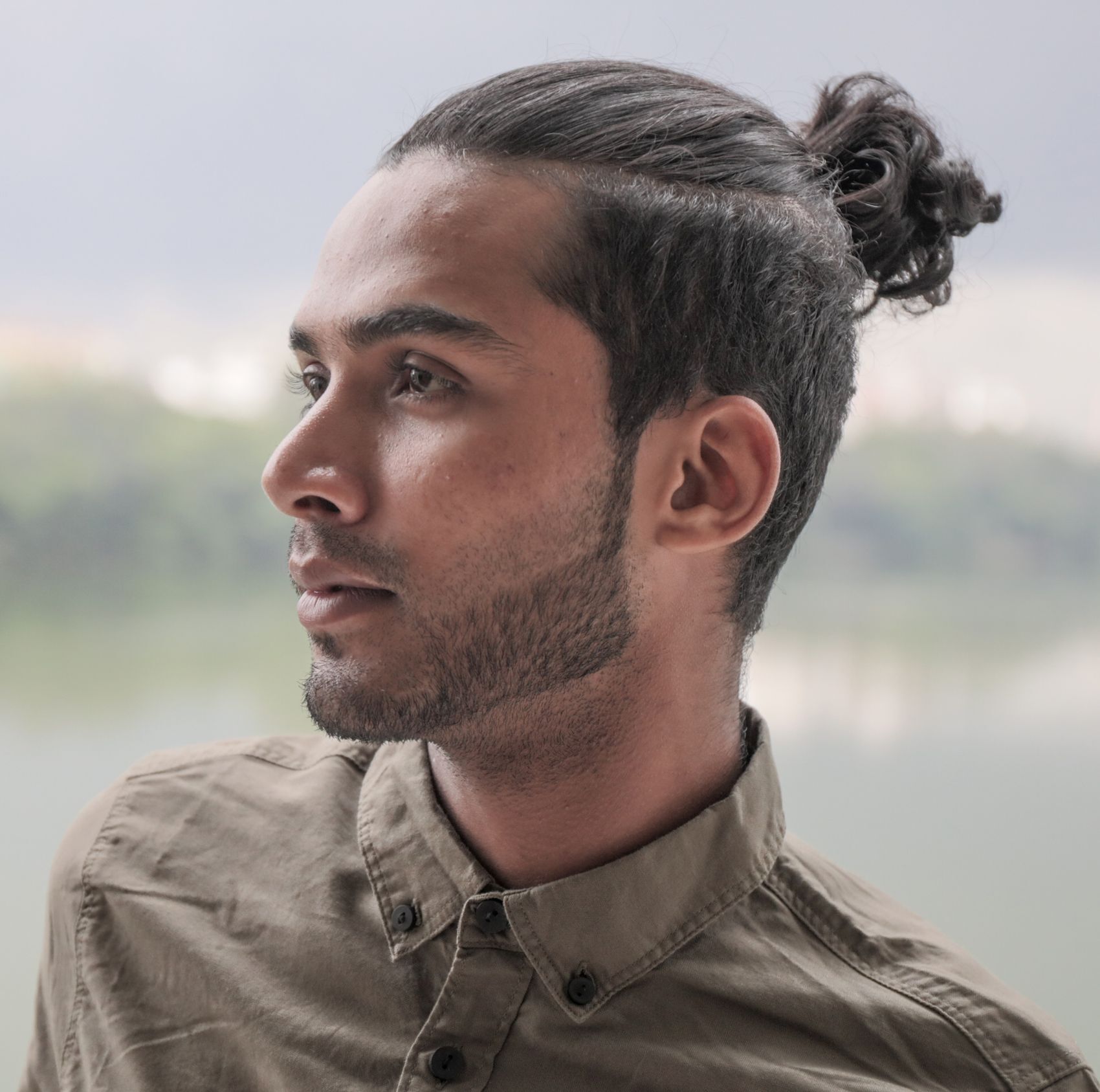 MAN BUN ทรงผมแมนบัน ผมมัดจุกเท่ๆ ของผู้ชายผมยาว