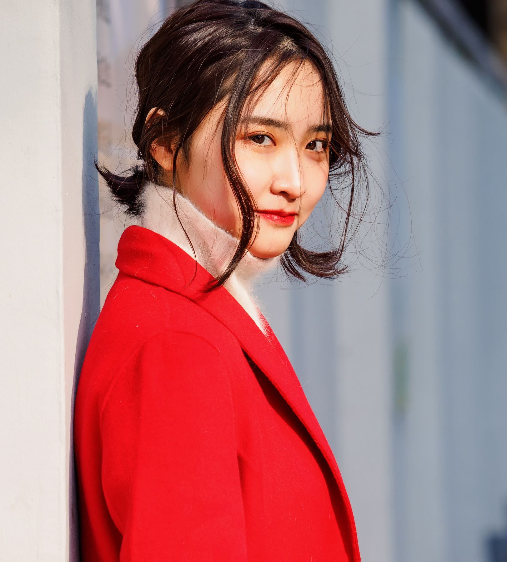 มัดผมสั้น (Credit : Shutterstock)