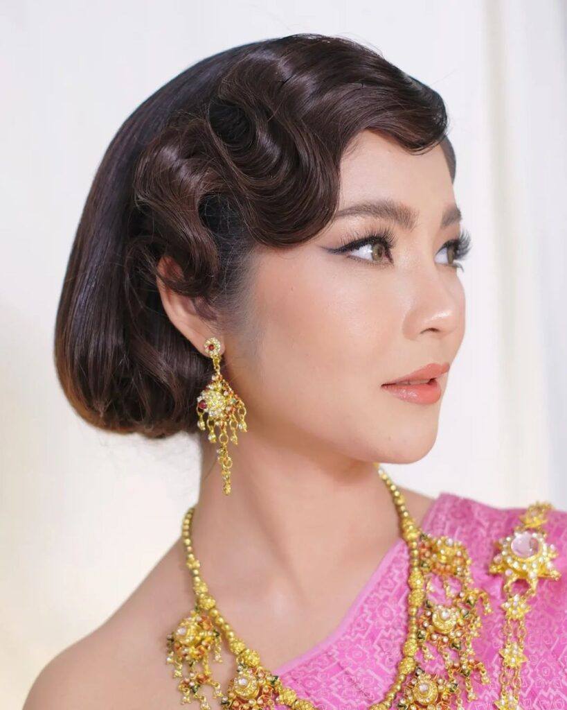 ทรงผมเจ้าสาวชุดไทยจักรี