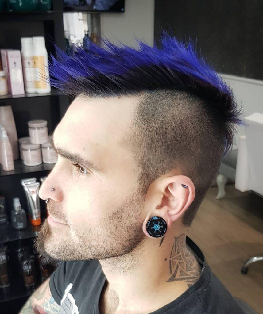 ทรงผมโมฮอว์กวินเทจทำสี