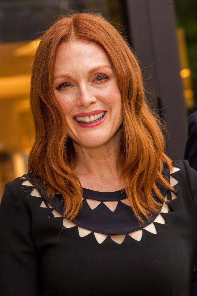 10 เทคนิค ทำผมลดอายุ กับ 43 ทรงผมผู้หญิงอายุ 50 ปี ดูสดใส อ่อนกว่าวัย