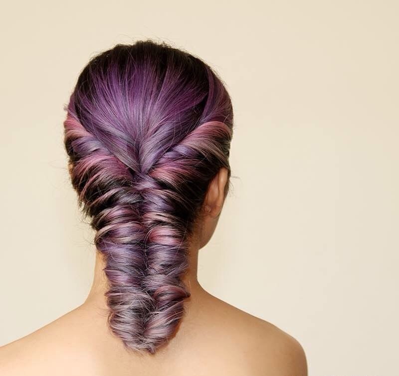 ผมสีม่วง