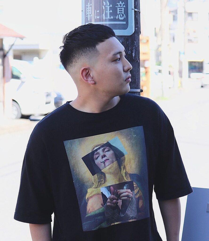 ผมผู้ชายอ้วนทรงสกินเฟดหัวเกรียนบางตัดเหลี่ยม