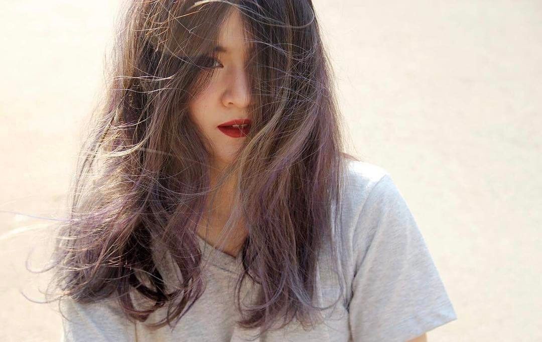 ผมสีม่วง