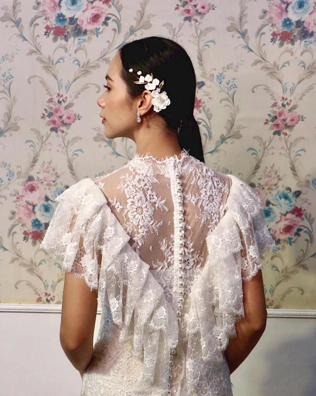 ทรงผมเจ้าสาวชุดไทยหน้าเล็กแหลม