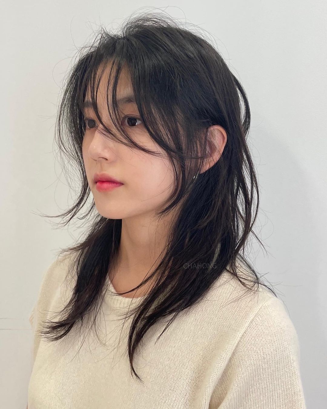 (Credit: instagram/@chahong_official)