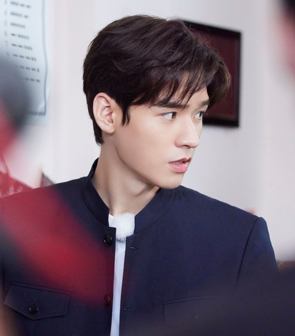 กงจุนกับทรงผมทูบล็อค (Credit: Shutterstock)